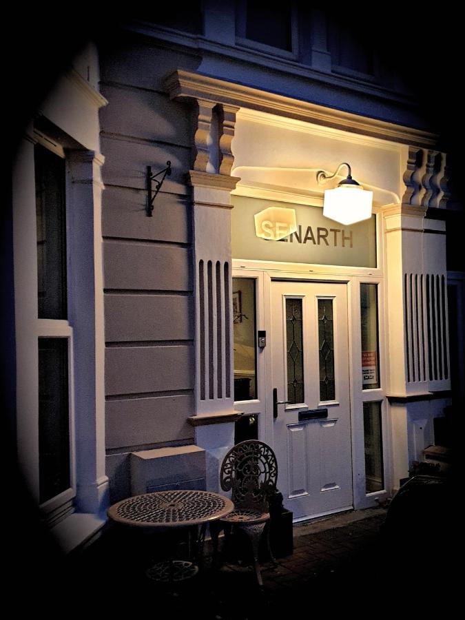 The Senarth Bed & Breakfast Llandudno Ngoại thất bức ảnh