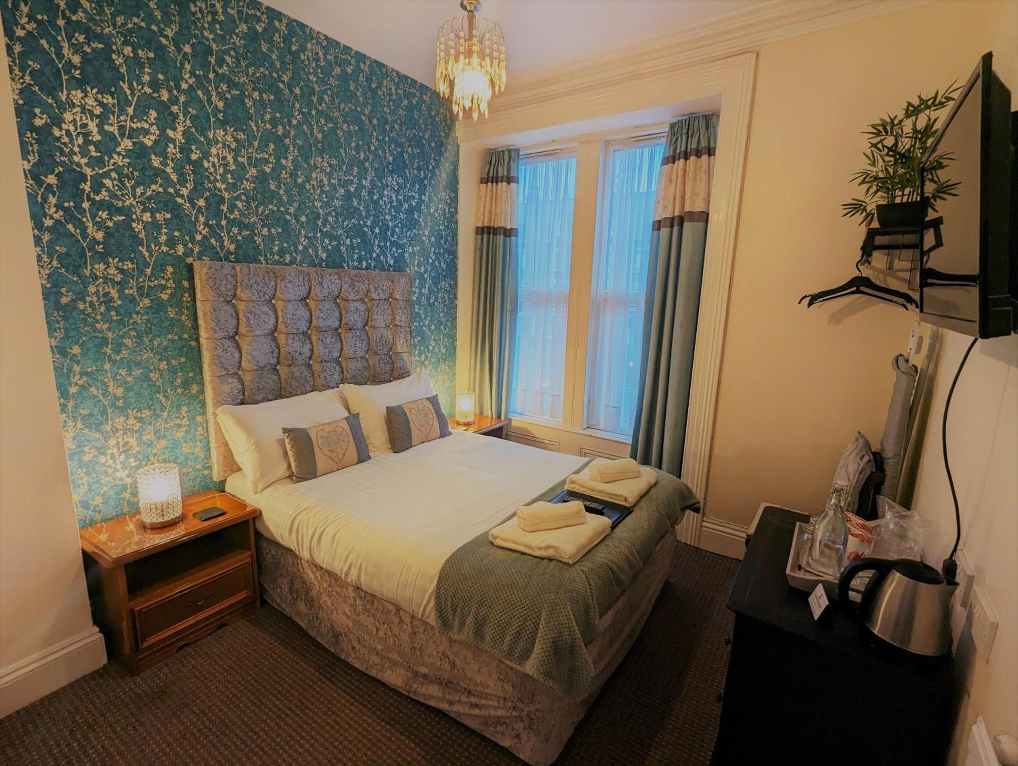 The Senarth Bed & Breakfast Llandudno Ngoại thất bức ảnh