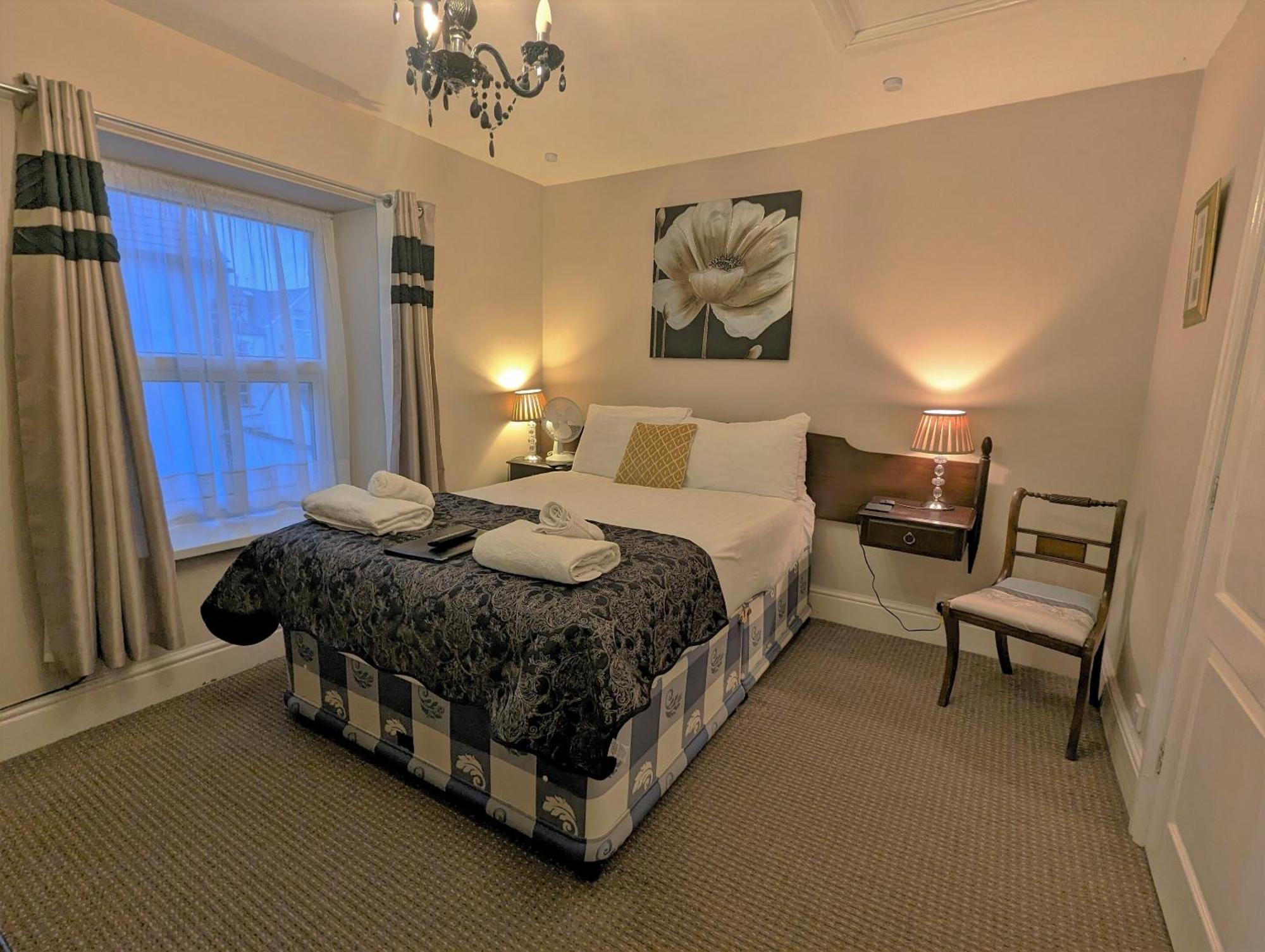 The Senarth Bed & Breakfast Llandudno Ngoại thất bức ảnh