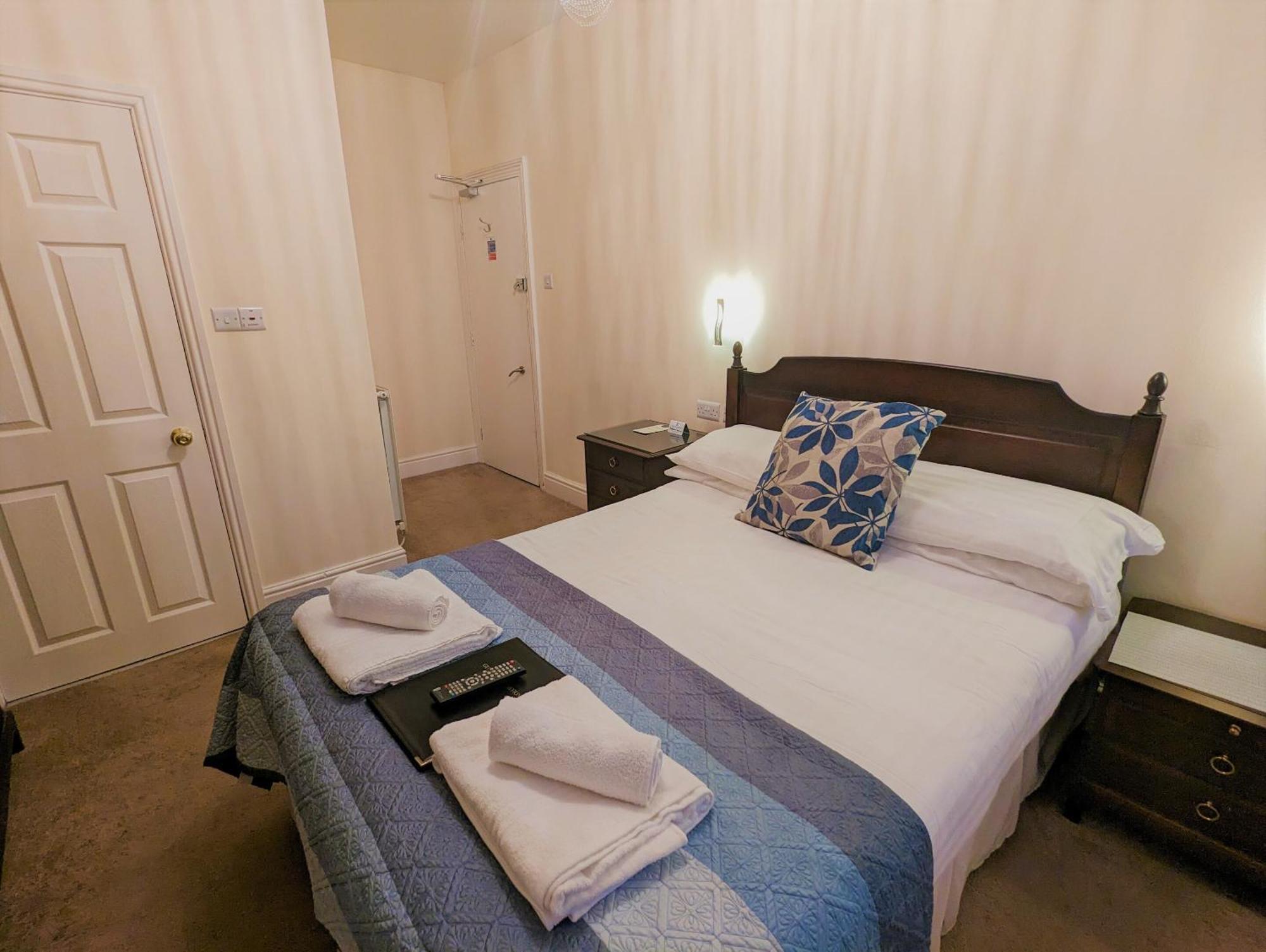 The Senarth Bed & Breakfast Llandudno Ngoại thất bức ảnh