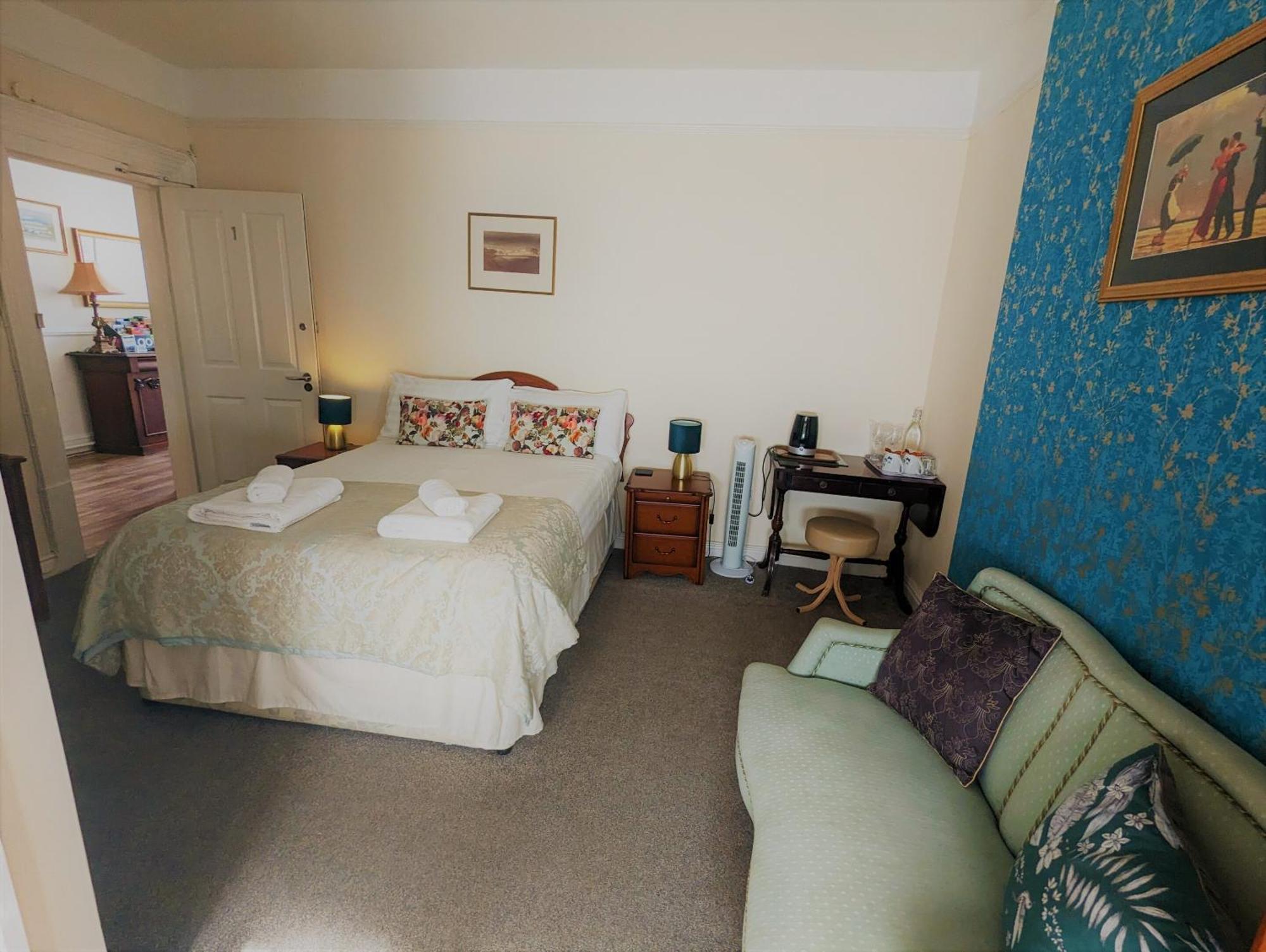 The Senarth Bed & Breakfast Llandudno Ngoại thất bức ảnh