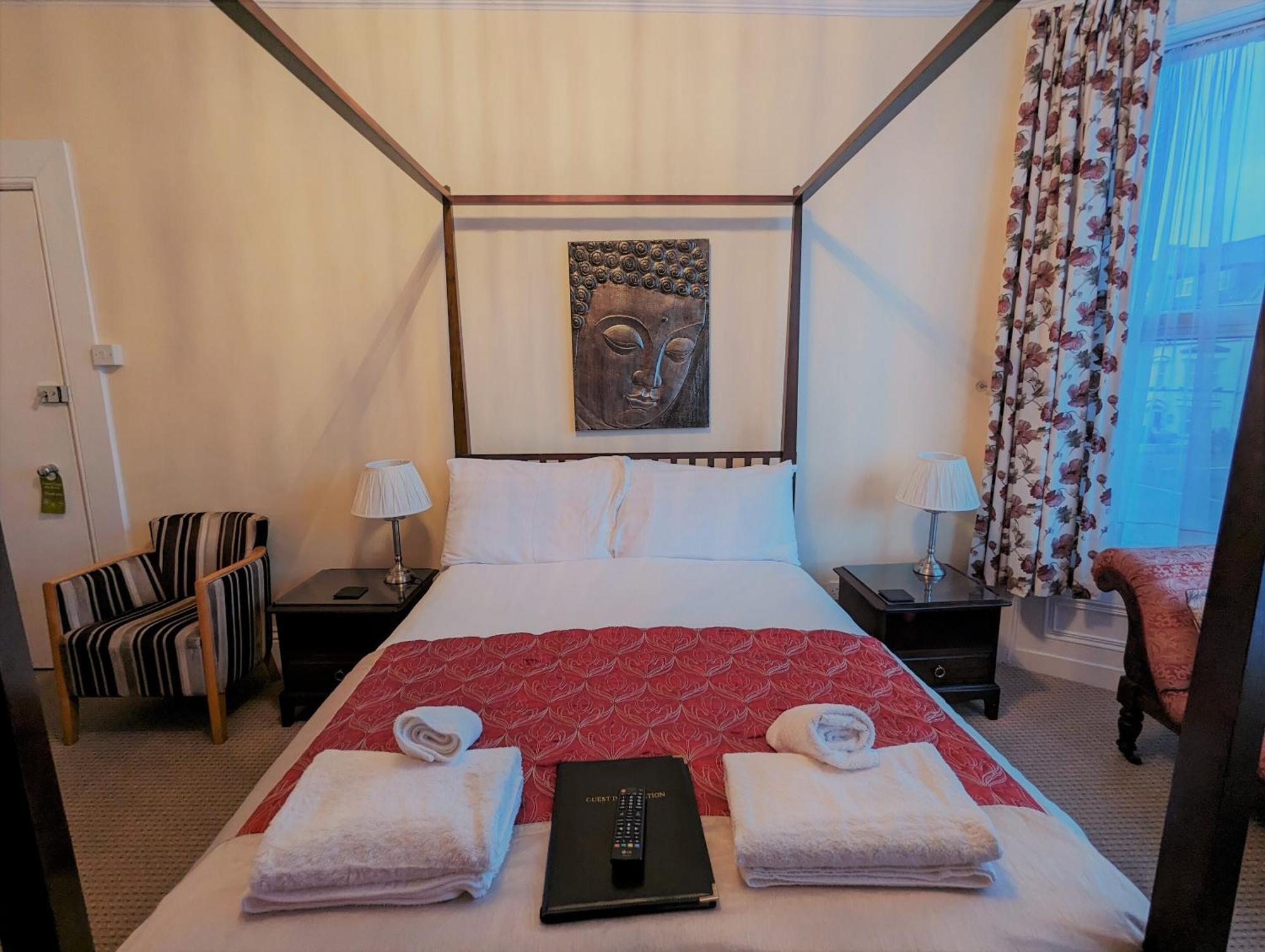 The Senarth Bed & Breakfast Llandudno Ngoại thất bức ảnh