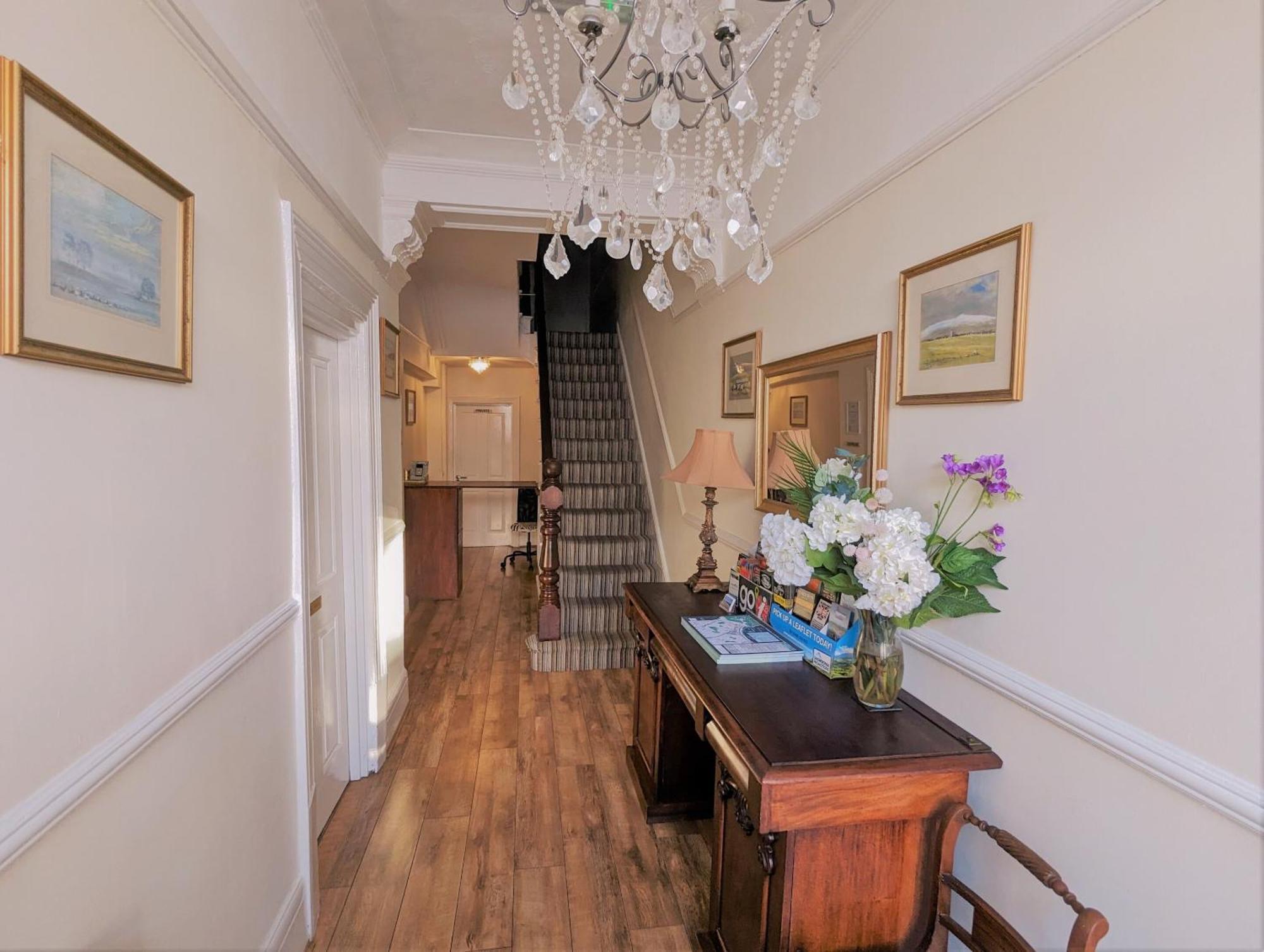 The Senarth Bed & Breakfast Llandudno Ngoại thất bức ảnh