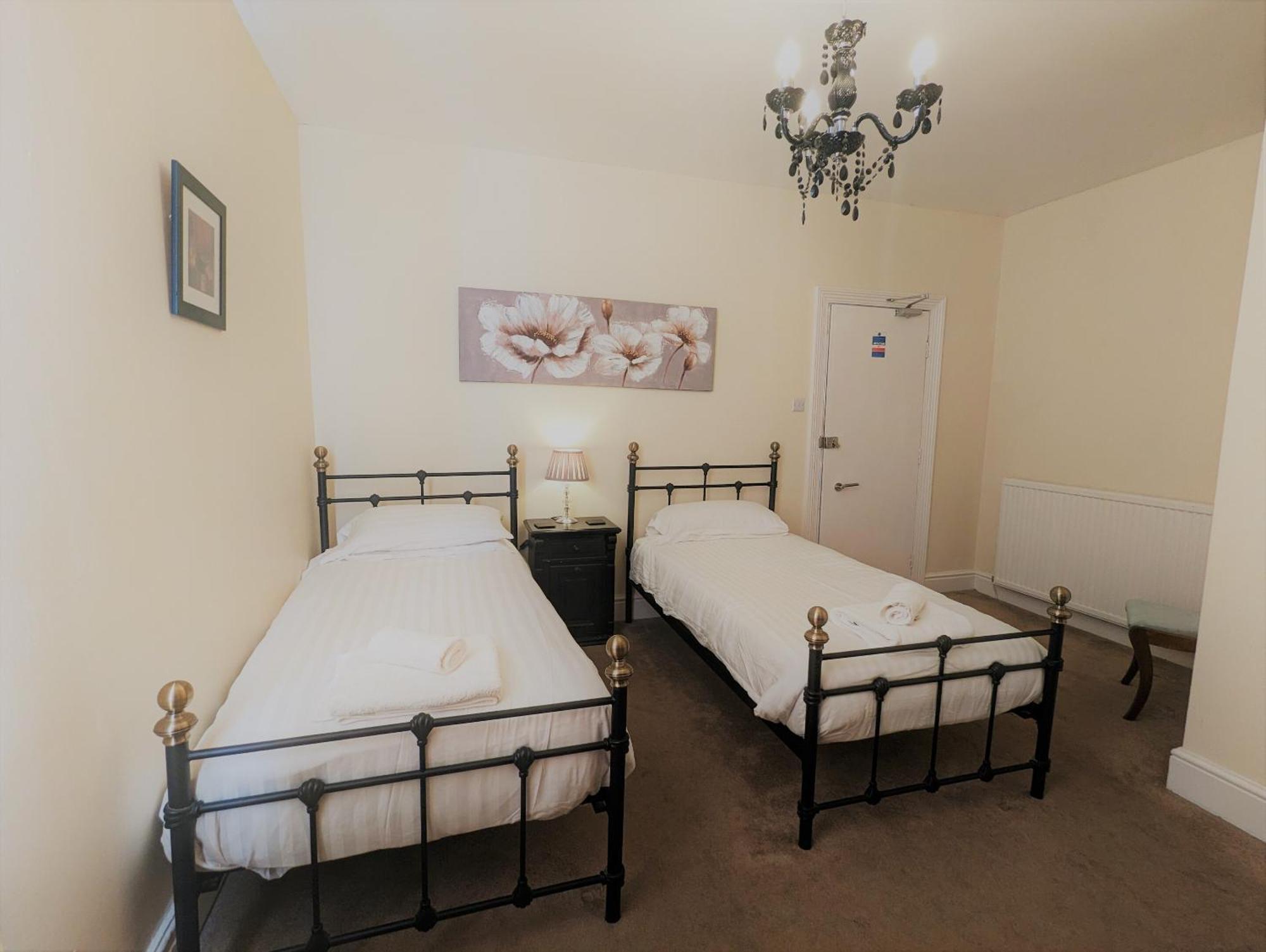 The Senarth Bed & Breakfast Llandudno Ngoại thất bức ảnh